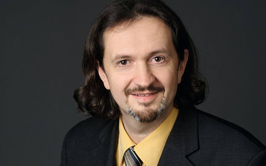 Dr. Marcus Dill, Mayato