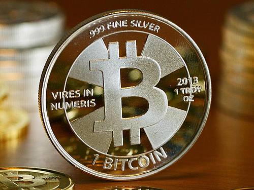 Bitcoin verlor in diesem Jahr über zwei Drittel seines Werts - das macht auch die Erzeugung der Digitalwährung weniger attraktiv. ((Foto: Jens Kalaene))