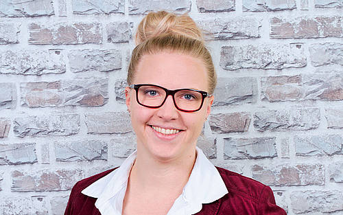 Heidi Schröder, Axon