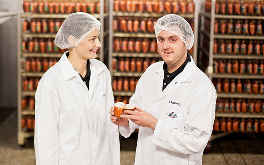 Produktionsmitarbeiter der Rügenwalder Spezialitäten Plüntsch GmbH & Co. KG