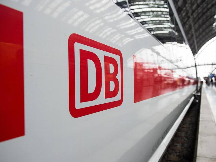 Wer an einem ICE-Bahnhof wartet, kann immer häufiger auf den neuen Mobilfunkstandard 5G zurückgreifen. Foto: Silas Stein/dpa/Symbolbild/Archiv