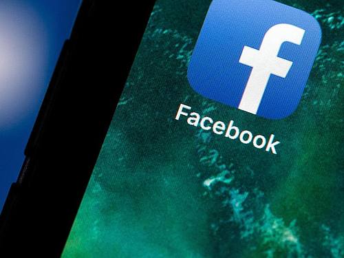 Facebook greift bei Beiträgen mit fragwürdigen Corona-Infos hart durch. Foto: Fabian Sommer/dpa