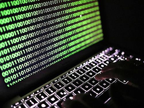 «Diese Angriffe scheinen eine Fortsetzung der mehrfachen Bemühungen von Nobelium zu sein, Regierungsstellen, die in die Außenpolitik involviert sind, als Teil von nachrichtendienstlichen Bemühungen anzugreifen», schreibt Microsoft-Manager Tom Burt (S