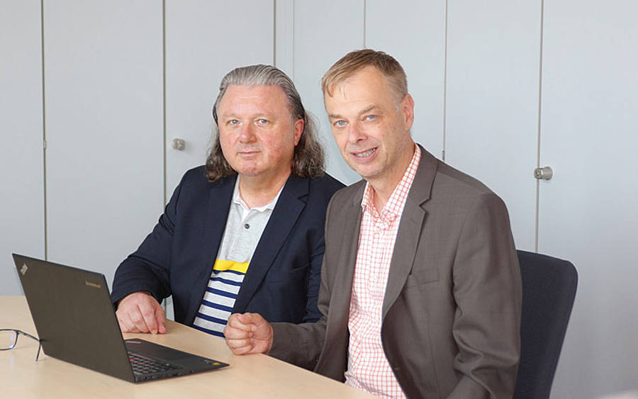 Serviceleiter Peter Neuhauser und Senior-IT-Architekt Walter Karl