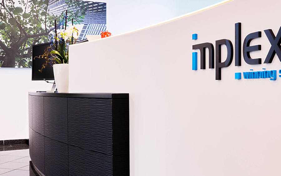 Hitachi übernimmt Implexis
