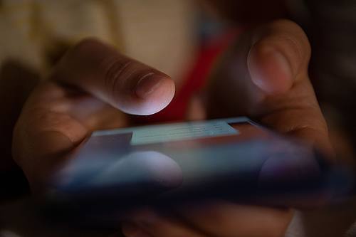 Tipp aufs Smartphone