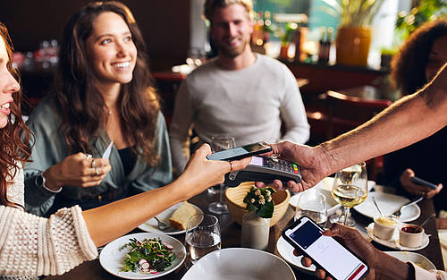 Kontaktlose Bezahlung in der Gastronomie