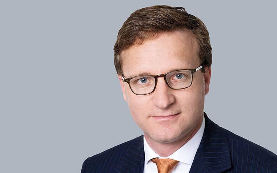 Dr. Tobias Bosch, der bei der Kanzlei Noerr u.a Rechtsprobleme der digitalisierten Wirtschaft bearbeitet