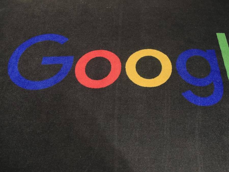 Der Google-Mutterkonzern Alphabet hat mit seinen Zahlen für das vergangene Quartal die Markterwartungen deutlich übertroffen. (Archivbild). Foto: Michel Euler/AP/dpa