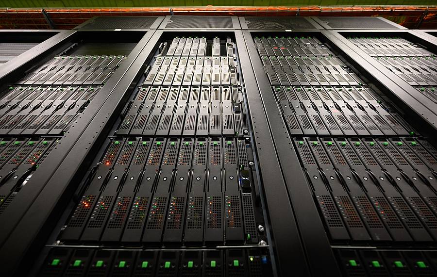 Speichersysteme des Hochleistungsrechners CARA