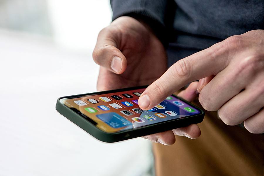 iPhone 12