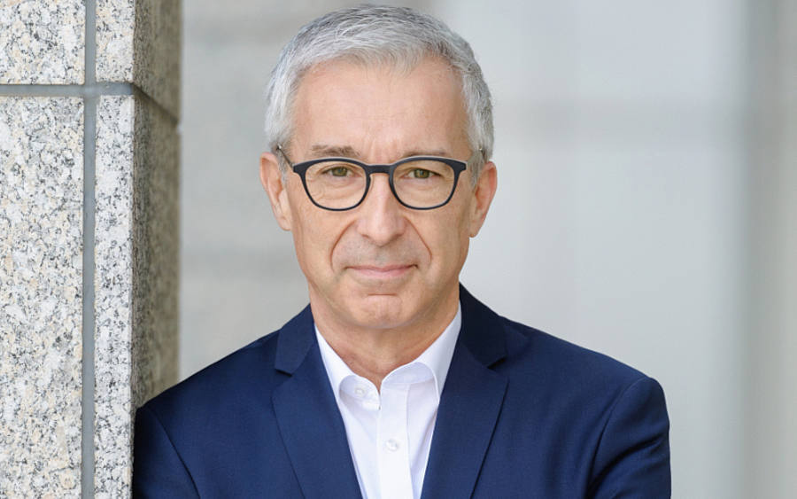 Wolfgang Hahl, MCL Group