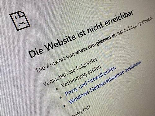 „Die Website ist nicht erreichbar“ wird angezeigt. Foto: Roland Holschneider/dpa
