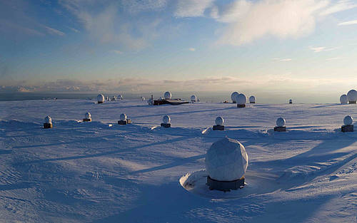 Hiber-Satellitenstation in Spitzbergen