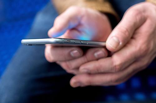 Telekom übt Kritik