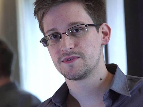 Der wohl berühmteste Whistleblower der Welt: Edward Snowden. ((Foto: Glenn Greenwald/Laura Poitras/The Guardian Newspaper/FILE))