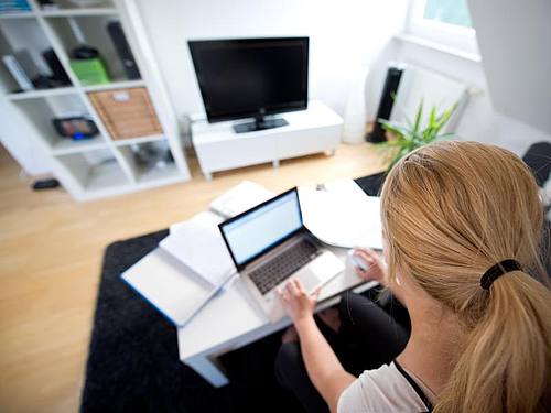 Homeoffice Arbeitsplatz. Foto: picture alliance / dpa