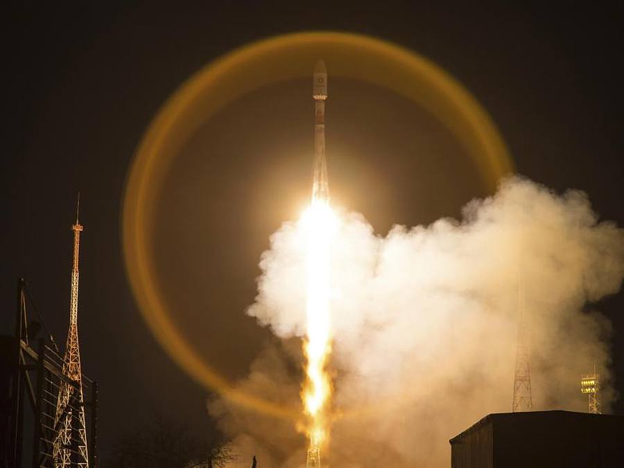 Start der Sojus-2.1b-Trägerrakete mit weiteren 34 OneWeb-Satelliten vom Kosmodrom Baikonur. Foto: Roscosmos Space Agency Press Service/AP/dpa