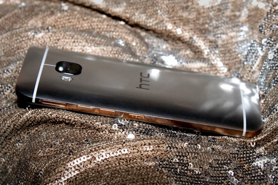 HTC One M9