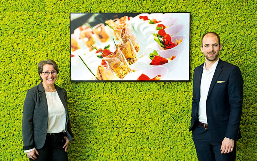 „Eine ausgewogene, mineralstoff- und vitaminreiche Ernährung leistet einen beacht-lichen Beitrag zur Förderung des täglichen Wohlempfindens und der Leistungsfähigkeit.“  Phillip Preuß