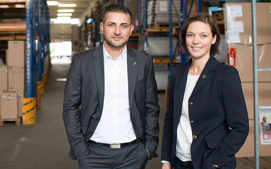 „Auch das Thema Ausfallschutz ist  im Rechenzentrum besser aufgehoben.“ Ahmet Kiziltoprak, Leiter der IT-Abteilung bei der Eisen-Fischer GmbH & Co. KG (li.)
