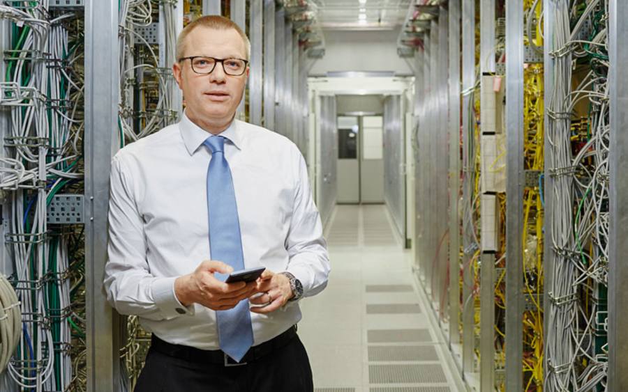 Zoltan Bickel, Vodafone