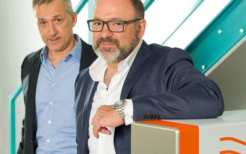 Ludovico Camarda und Uri Resnik (re.) beweisen, dass das Internet of Things weit mehr sein kann als Preventive Maintenance.