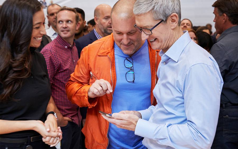 Großer Andrang im Steve Jobs Theater (Bildquelle: Apple)