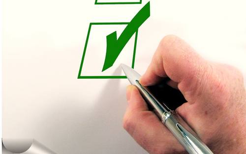 Checkliste - © Gerd Altmann / pixelio