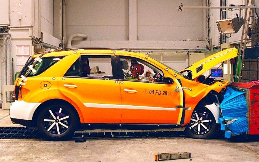 Crashtest, Bildquelle: Daimler