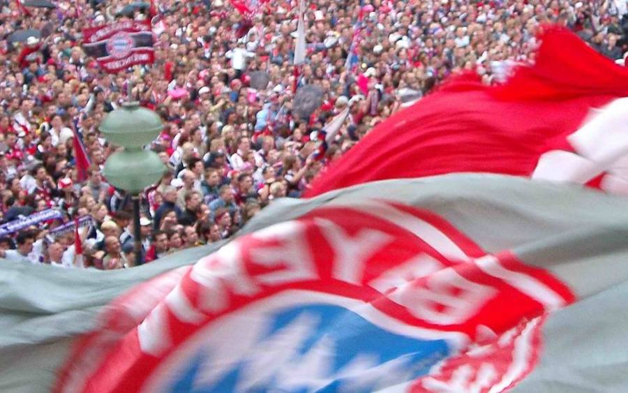 FC-Bayern-Fans, Bildquelle: © Alexander Hauk/bayern-nachrichten.de/pixelio.de