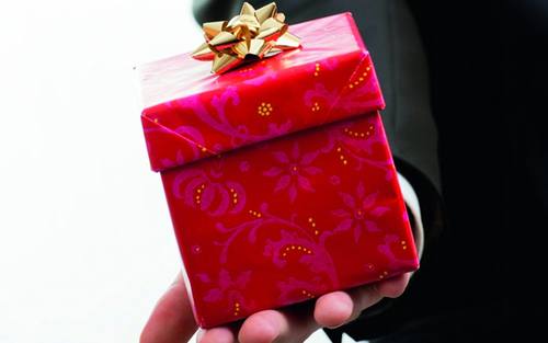 Geschenk, Bildquelle: Thinkstock/iStock