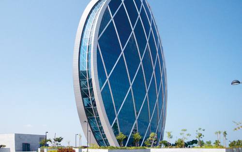 Glas Trösch liefert Sonnenschutz auch für extreme Regionen wie Abu Dhabi.