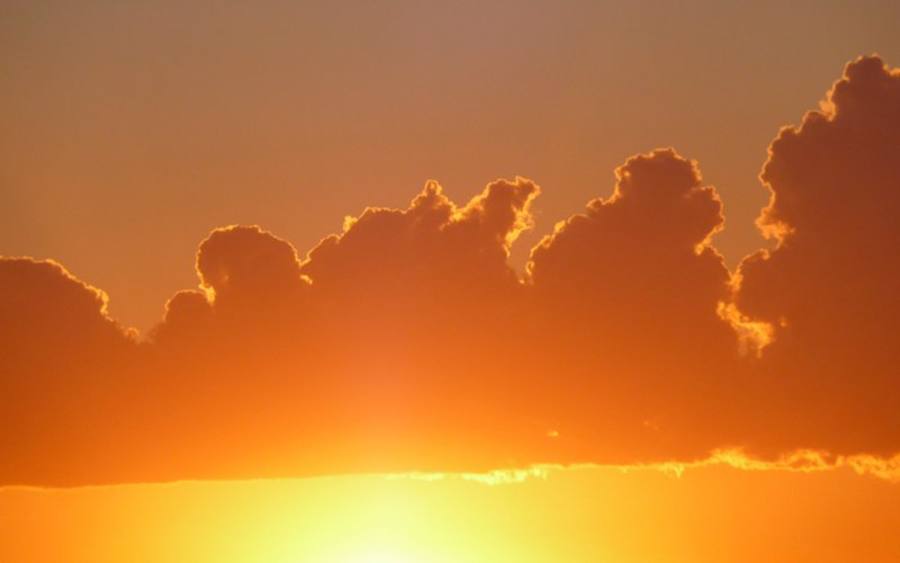 Wolke im Sonnenuntergang, Bildquelle: Ralf Sperling/pixelio.de