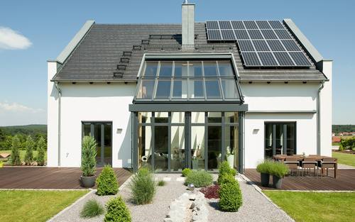 Höhbauer GmbH, ein Hersteller von Fenstern und Türen