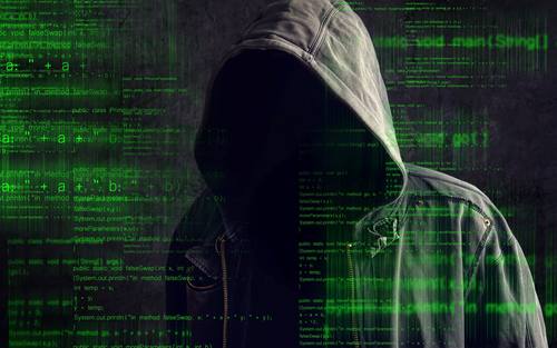 Kapuzenmann im Darknet