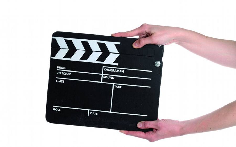 Klappe, Bildquelle: iStockphoto.com/Sven Hoppe