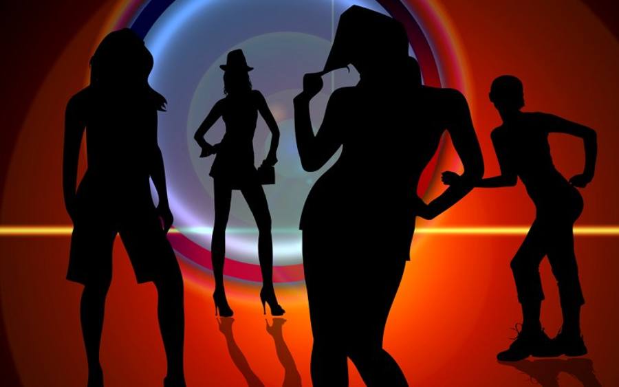 Fashion-Szene, Bildquelle: © Gerd Altmann/Shapes:AllSilhouettes.com/pixelio.de