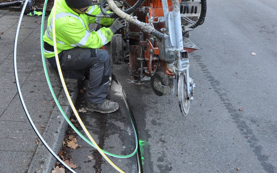 Nano-Trenching