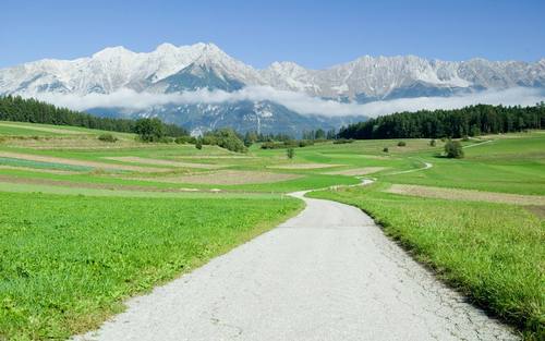 Weg, Bildquelle: Thinkstock/Digital Vision