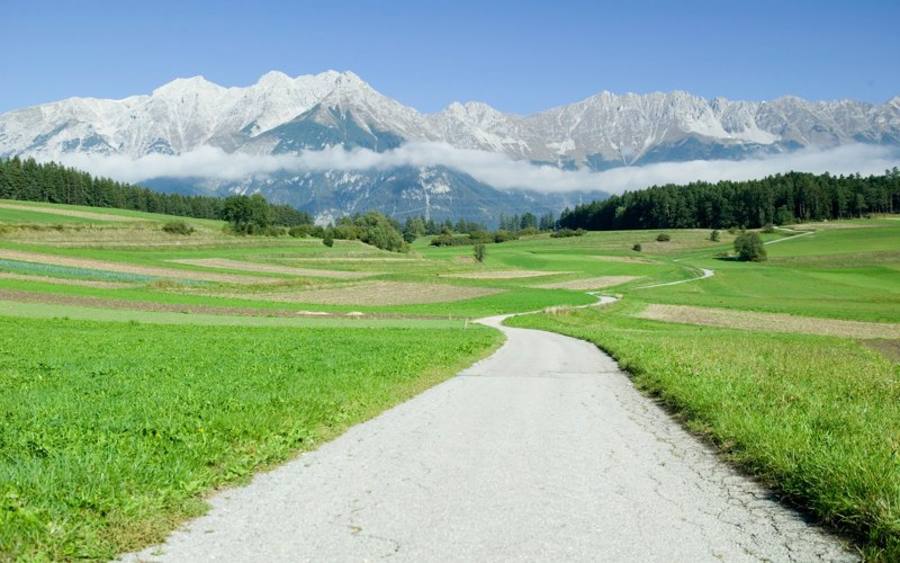 Weg, Bildquelle: Thinkstock/Digital Vision