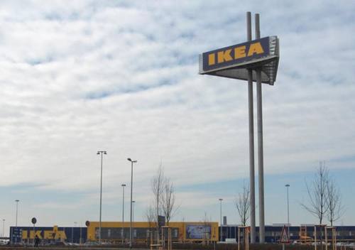 Ikea-Werbeturm, Bildquelle: Ikea