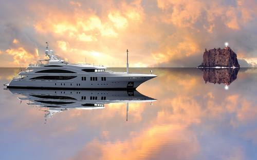 Yacht