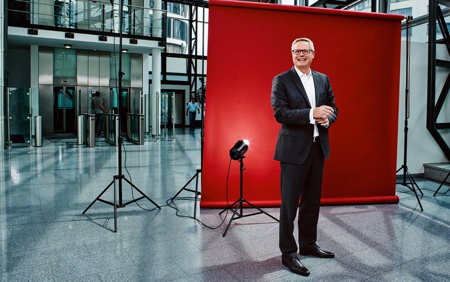 Donald Badoux, Equinix