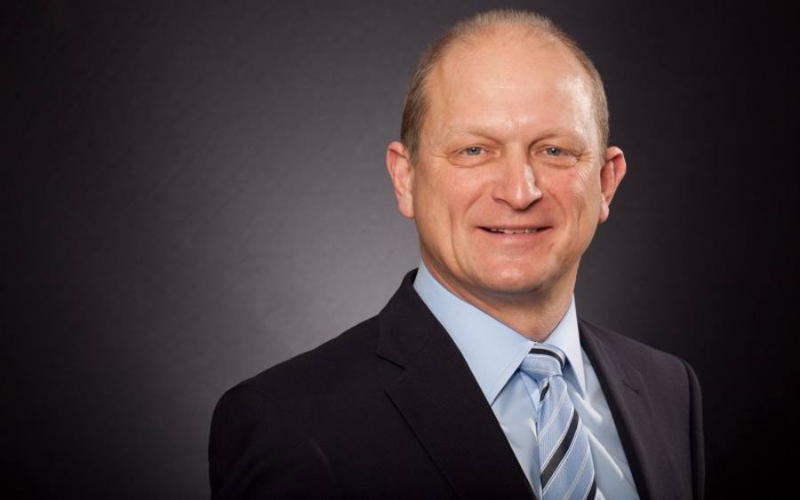 Gerd-Lothar Leonhart, Geschäftsführer der Bull GmbH, ist zugleich Vorstandsvorsitzender der Science + Computing AG.