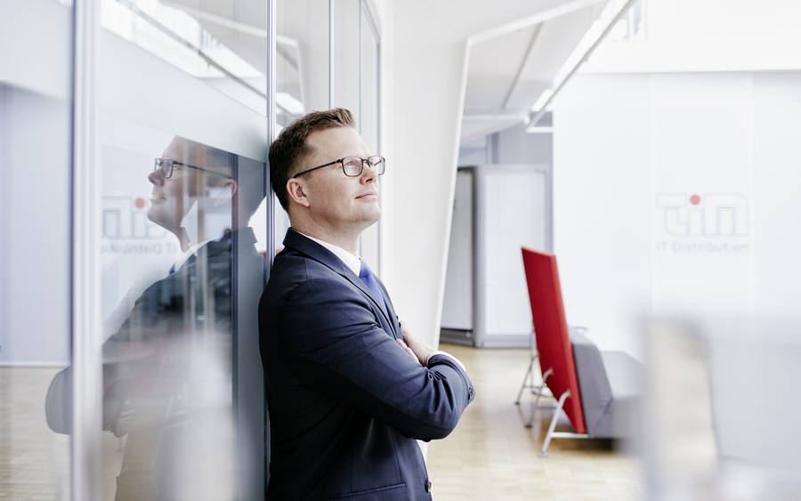 Tim Henneveld, Tim AG