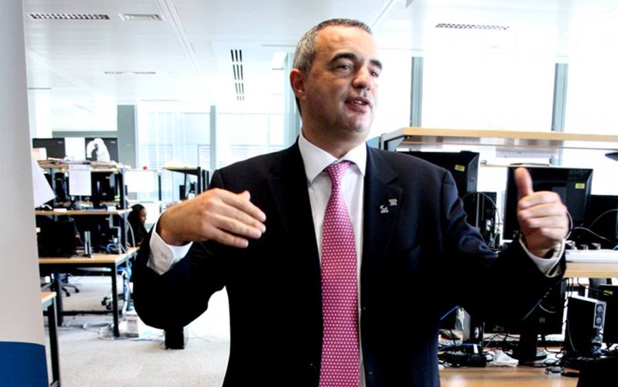 Patrick Adiba, Atos