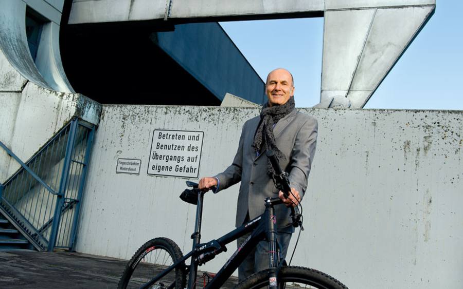 Holger Nawratil, Asseco