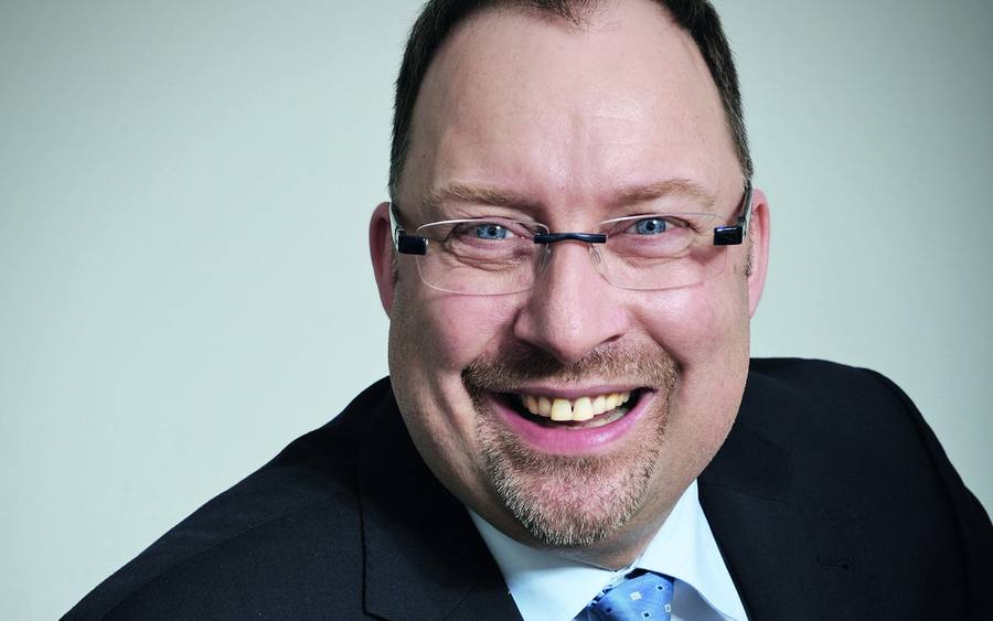 Roland Berg, DAM United