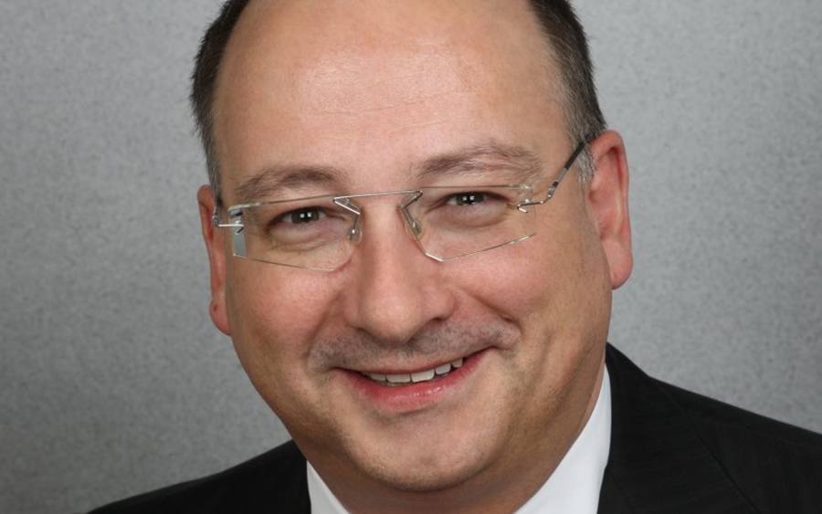 Manfred Eierle, Service Now